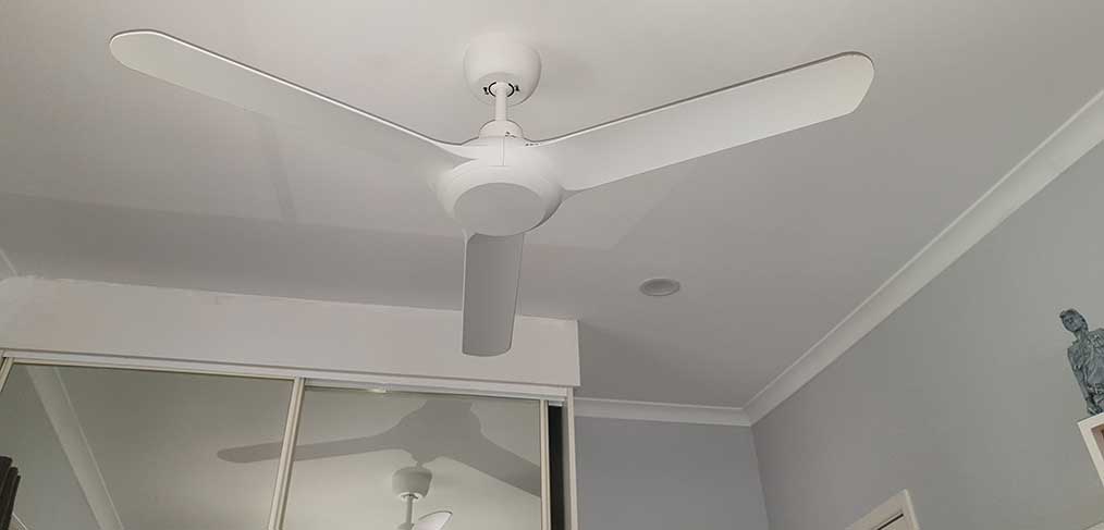 Renovation Tips: Hiring an Electrician