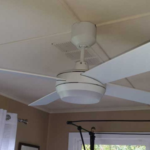 4 Things to Look for When Choosing an Electrician